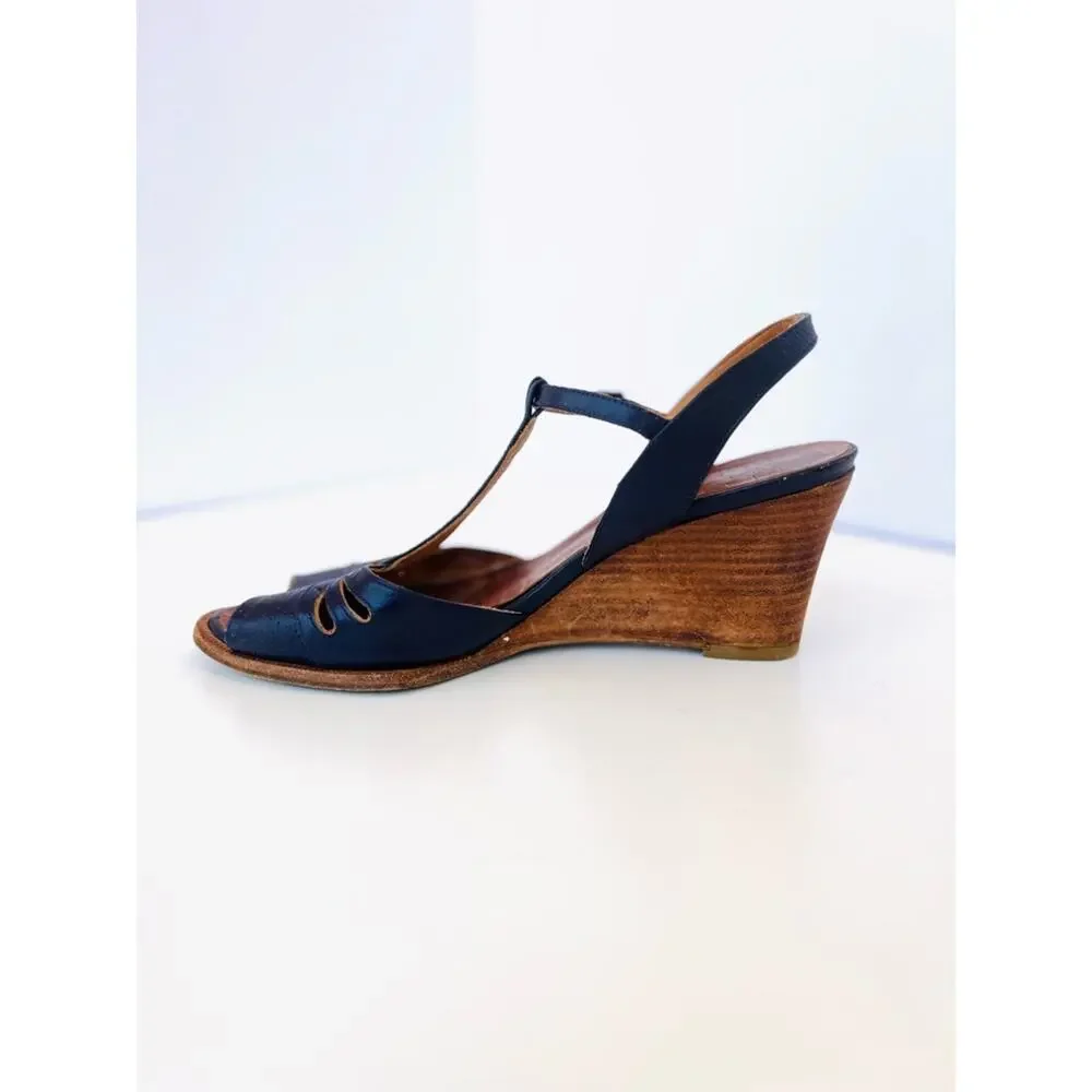 Chie Mihara Navy Blue Leather T-Strap Wedge Cutout Sandals Size 38 70s Style